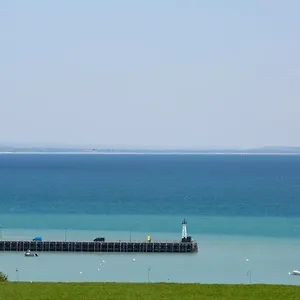 3* Gasthuis La Metairie-du-vauhariot - Vue Et Mont Saint Michel - Piscine Chauffee - Acces Gr34
